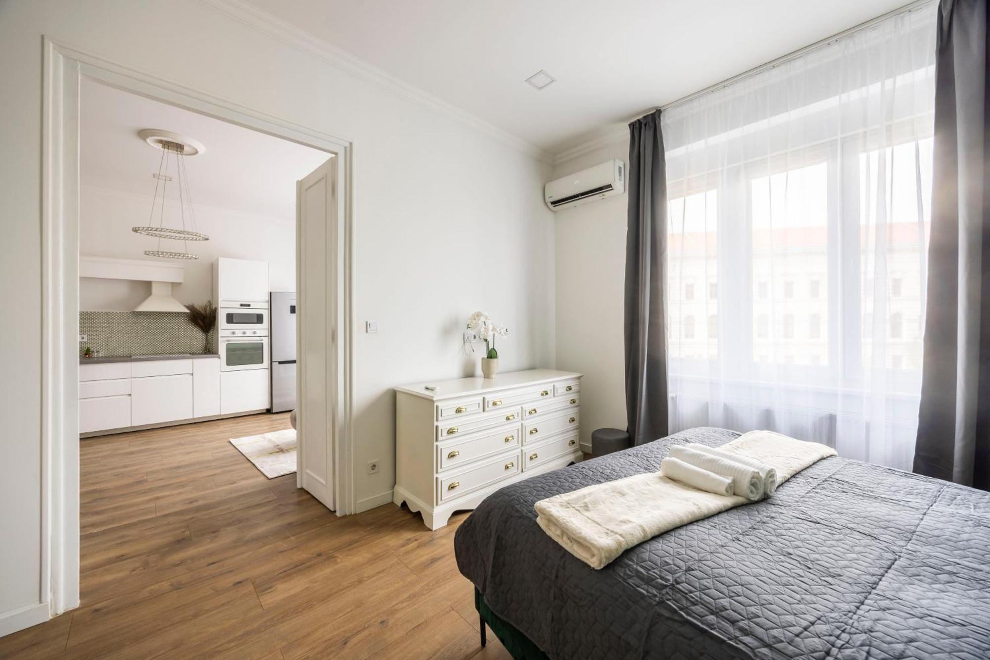 Luxy Central Spacious & Cozy Residence With Balcony Budapeşte Dış mekan fotoğraf